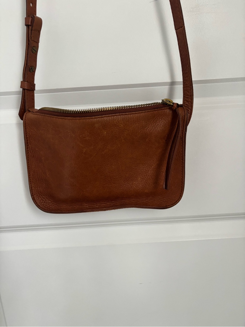 Madewell Classic Leather Crossbody Bag — Chestnut Brown